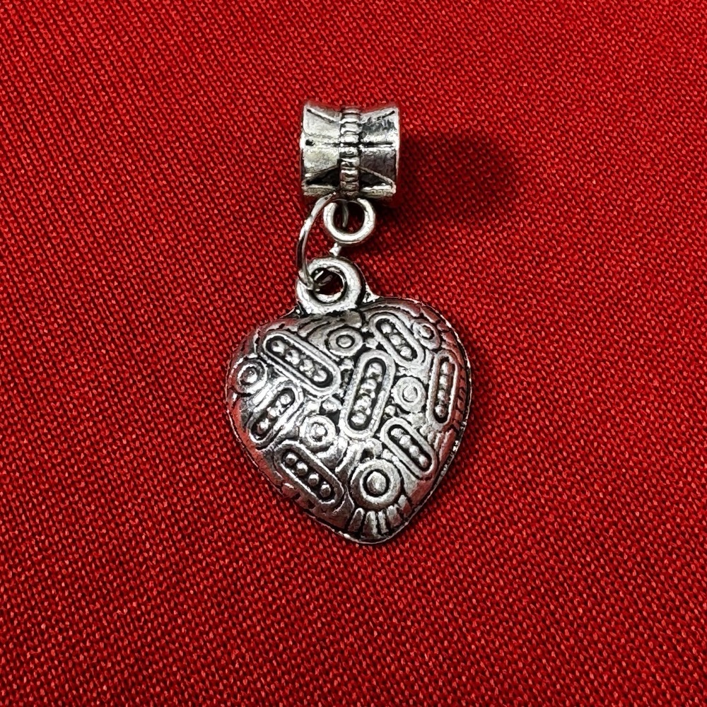 Filigree style heart Pendant fits well known bracelets Alloy Spacer‎ Bead  Charm